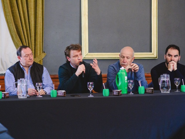 Empresarios se reunieron con Wesner y autoridades del Bapro